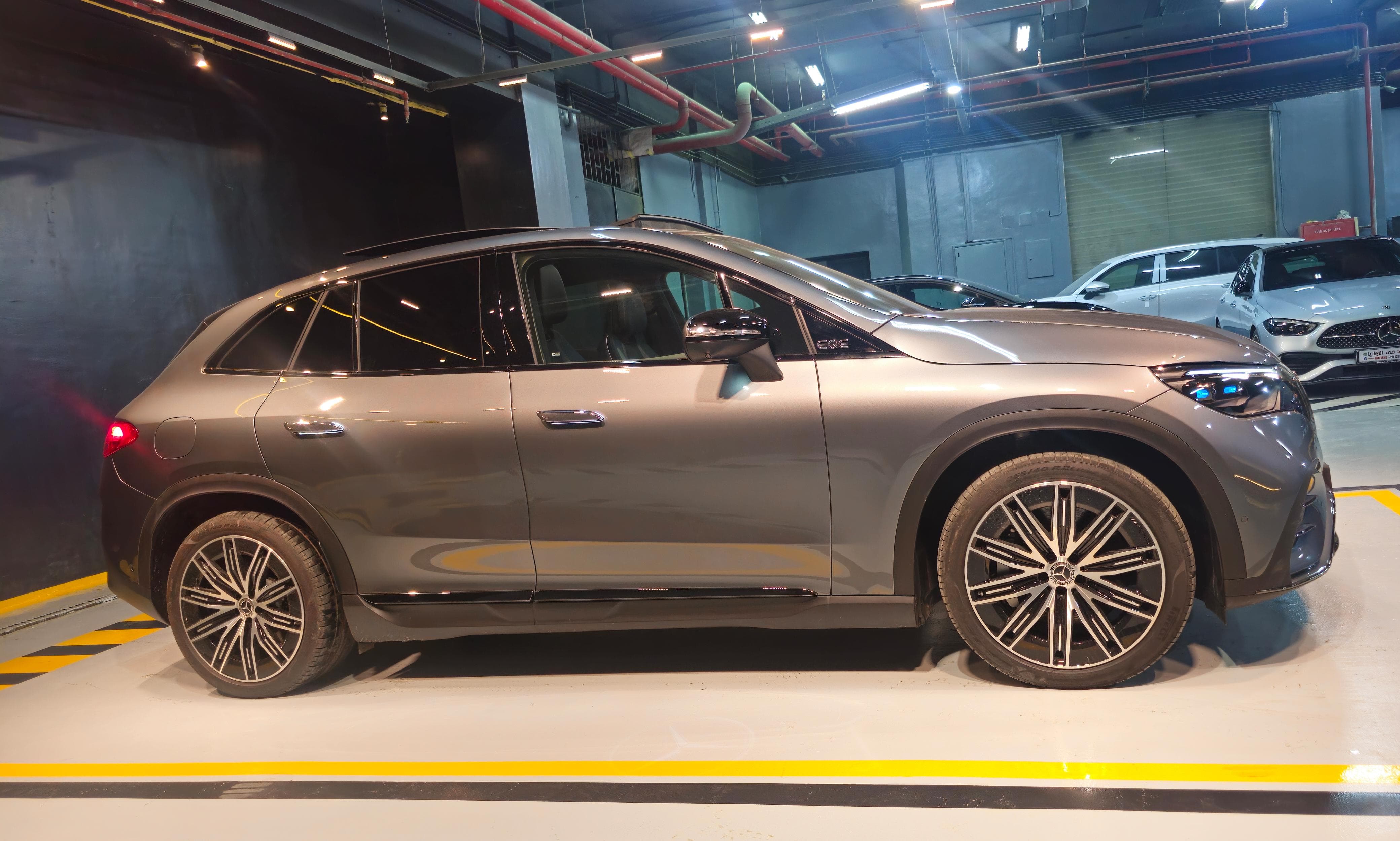 Mercedes EQE 300 2025